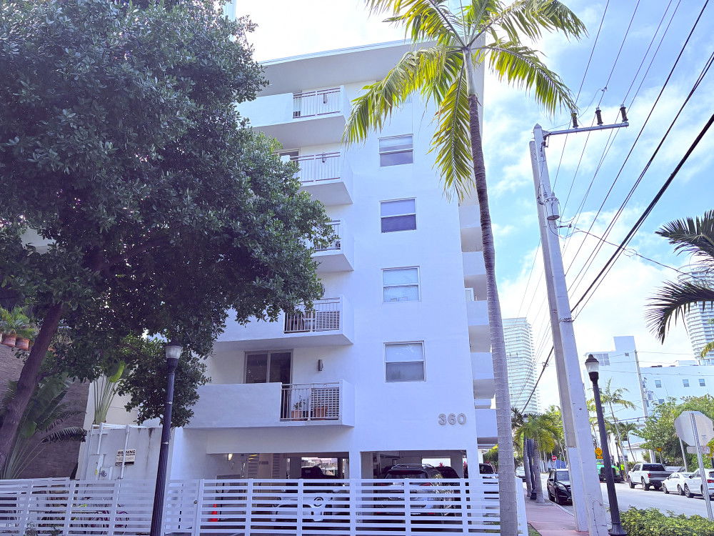 360 Meridian  photo 2